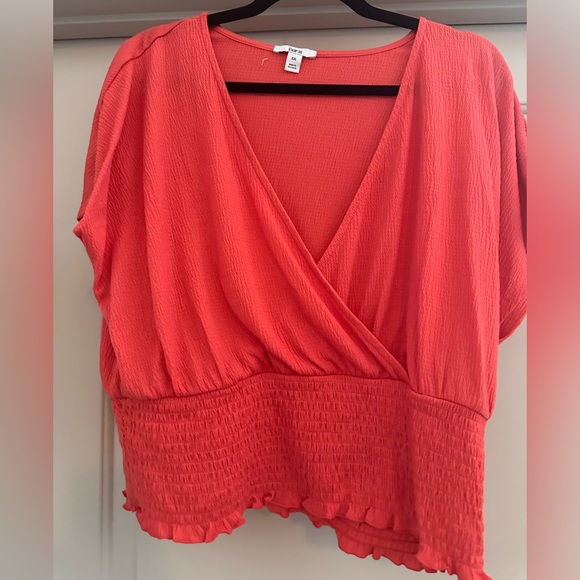Bar III Coral V-Neck Top - Picture 1 of 2